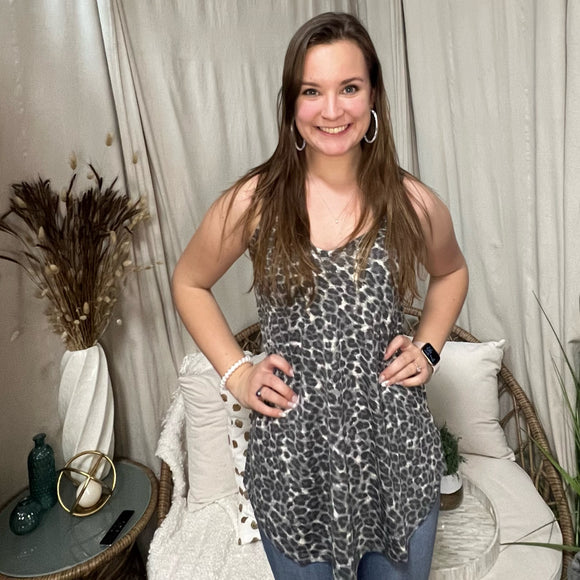 Delia Leopard V Neck Tank Top
