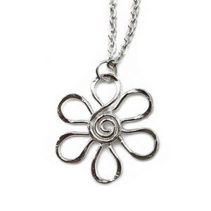 Anju 18" Daisy Necklace